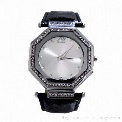Brass fashionable watch with strap